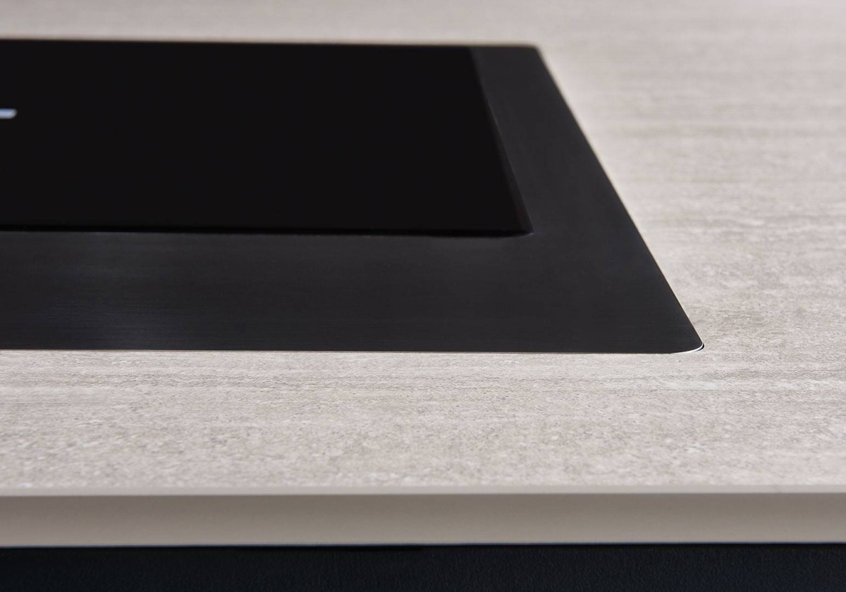CASTONE LINEAR