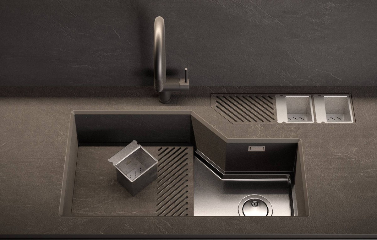 Diade equipped troughs Phantom